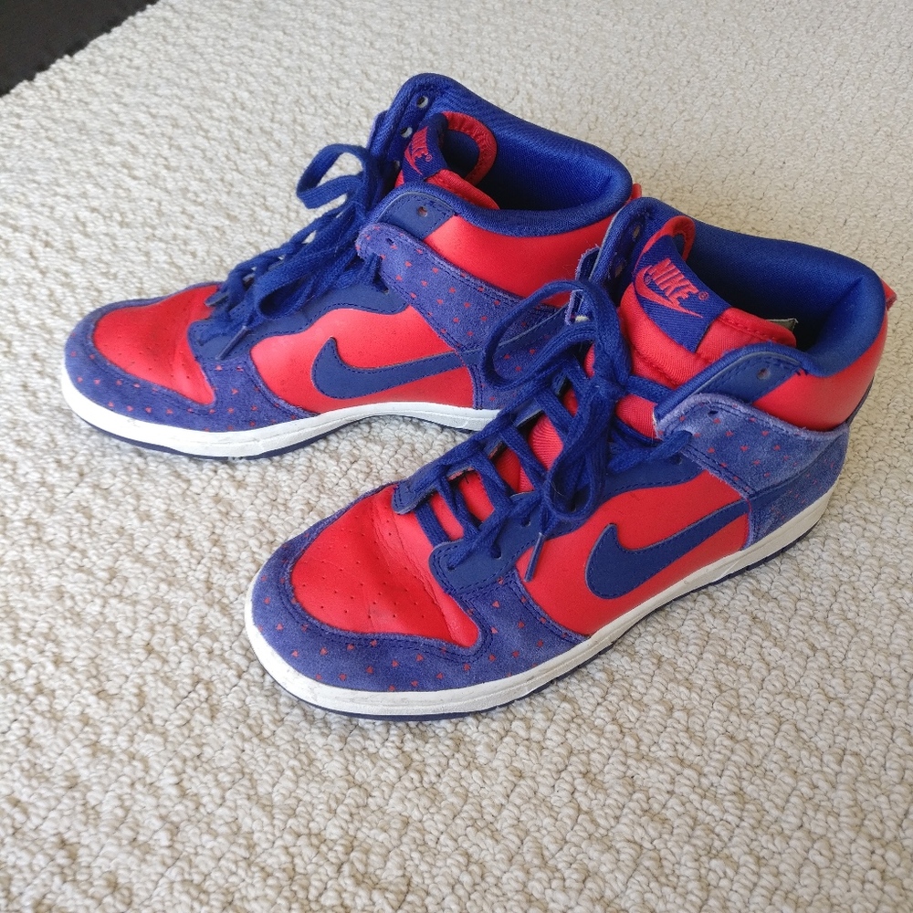 Nike High Top Sneakers 6.5